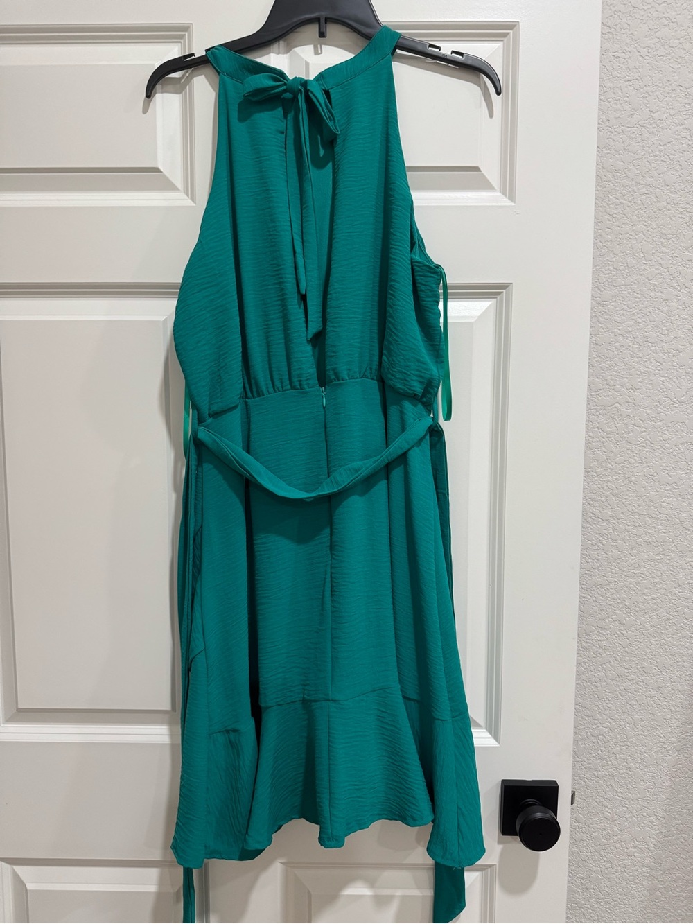 Green Backless Tie-Neck Flounce Ruffled Dress
